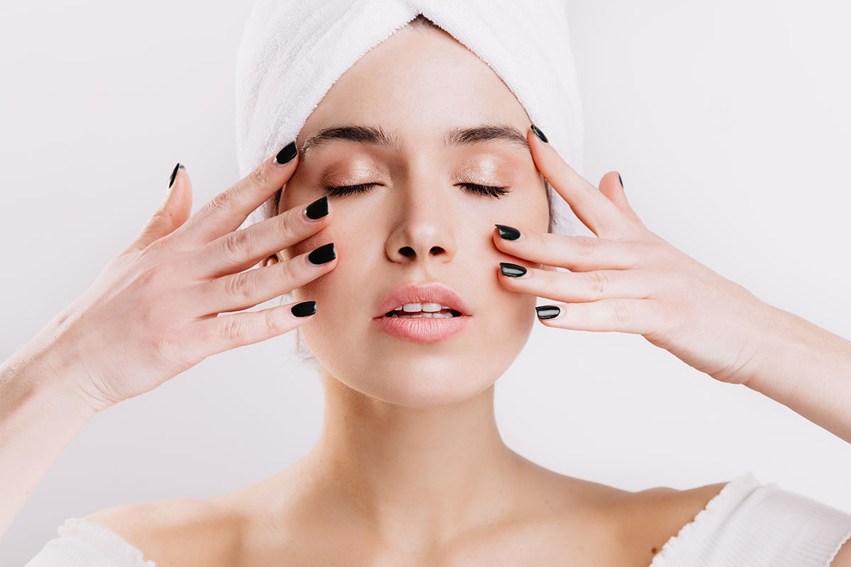 Gesichtsbehandlung und Anti-Aging-Pflege bei My Beauty & Health in Frankfurt-Bockenheim